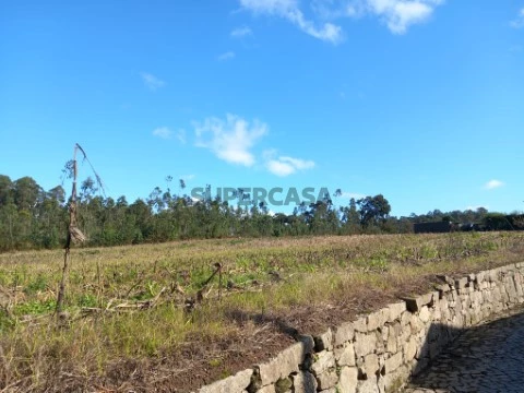 Terreno de construção em Goios - Barcelos