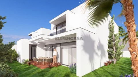 Moradia T3+1 em construção em Roriz - Barcelos