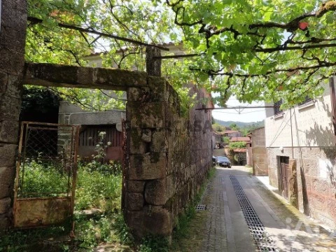 Huis  Op Lindoso, Ponte da Barca