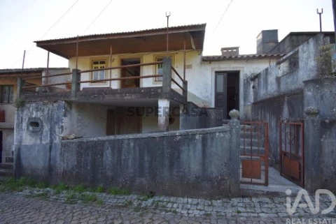 Moradia T3 em Cumeeira, Penela