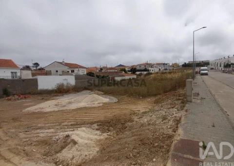 Lote em Atouguia da Baleia, Peniche