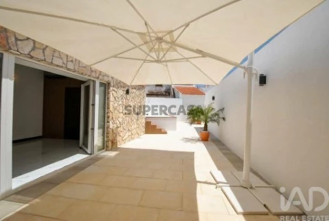 Moradia T4 em Alcantarilha, Silves