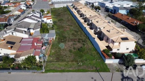 Gründstück auf Aradas, Aveiro