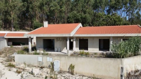 Casa 3 habitaciones en Rio Maior, Rio Maior