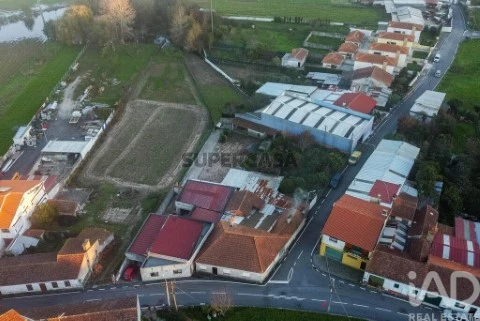 Moradia T4 em Eixo e Eirol, Aveiro
