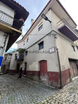 Prédio em Tabuaço, Tabuaço