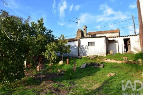Moradia T2 em Chamusca e Pinheiro Grande, Chamusca