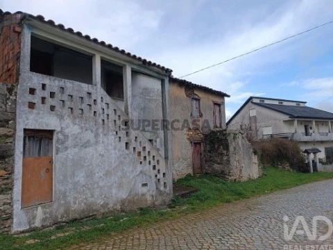 Moradia T0 em Salsas, Bragança