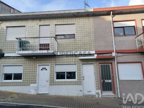 Apartamento T2 em Ermesinde, Valongo
