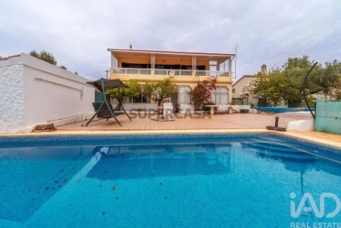 Moradia T5 em São Bartolomeu de Messines, Silves