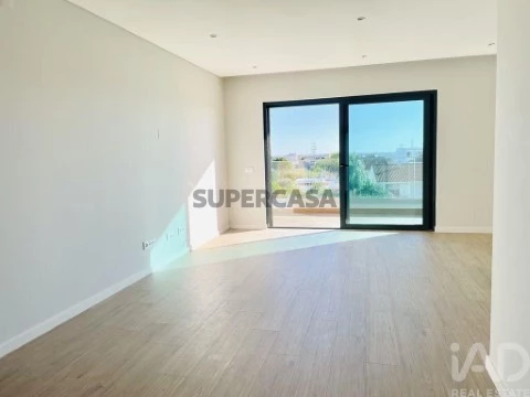 Apartamento T2 em Montenegro, Faro