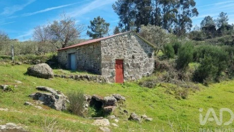 Maison  au Cortiçô da Serra, Vide Entre Vinhas e Salgueirais, Celorico da Beira