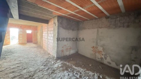 Moradia T2 em Santo Agostinho e São João Baptista e Santo Amador, Moura