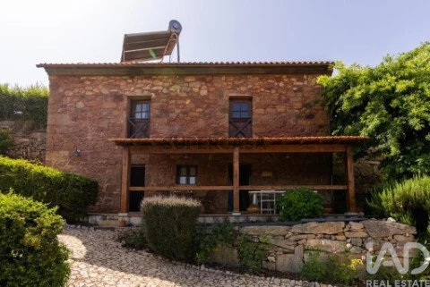 Quinta T2 em Souselo, Cinfães
