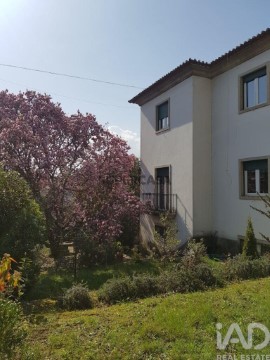Moradia T4 em União das freguesias de Vila Real, Vila Real