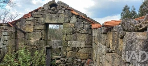 Huis  Op Cambra e Carvalhal de Vermilhas, Vouzela