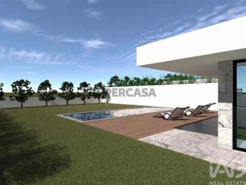 Moradia T4 em Bárrio, Alcobaça