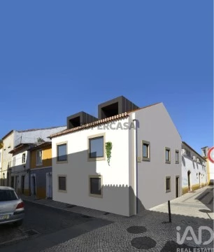 Moradia T0 em São João Baptista e Santa Maria dos Olivais, Tomar