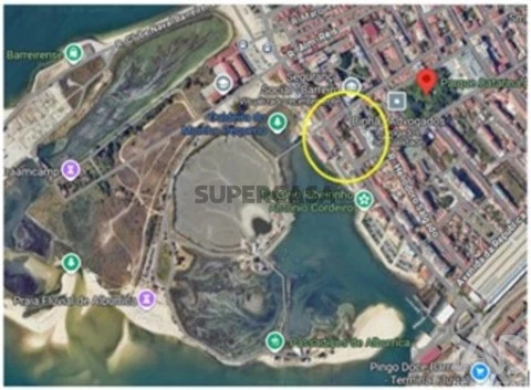 Prédio em Barreiro e Lavradio, Barreiro