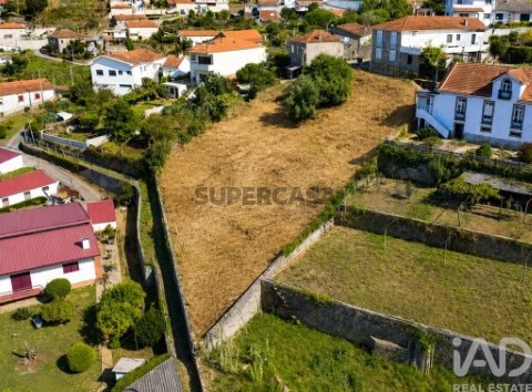Lote em Gondomar (São Cosme), Valbom e Jovim, Gondomar