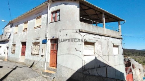 Moradia T3 em Alvares, Góis