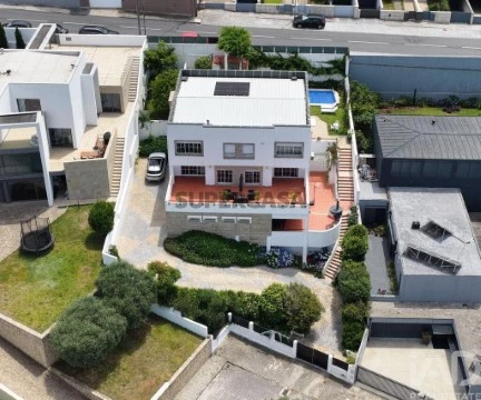 Haus 4 Zimmer auf Nogueiró e Tenões, Braga