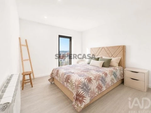Apartamento T2 em Santa Maria Maior, Chaves