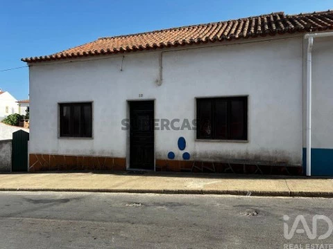 Moradia T2 em São Teotónio, Odemira