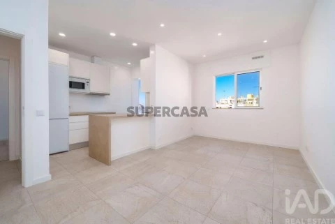 Apartamento T3 em Faro (Sé e São Pedro), Faro