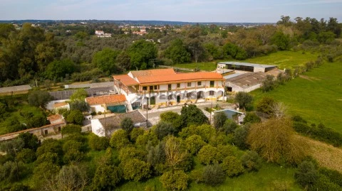 Vende-se quinta em Évora com 10,95 hectares -Excelente Potencial Turístico, Agrícola e Equestre