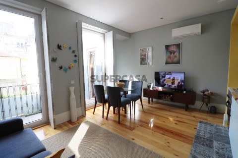 AZU Imobiliária - Apartamento T0+1 - Porto - Campo 24 de Agosto (5)