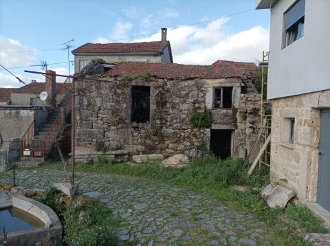 Moradia Vale de Cambra Foto Principal