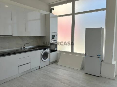 Loja Almada