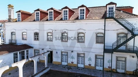 Prédio em Almeirim, Almeirim
