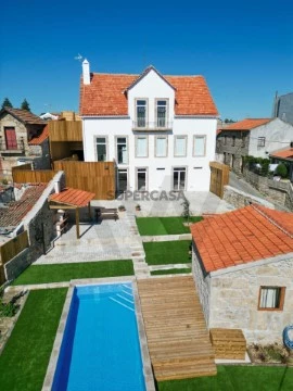 Moradia T5 em Santa Comba, Seia
