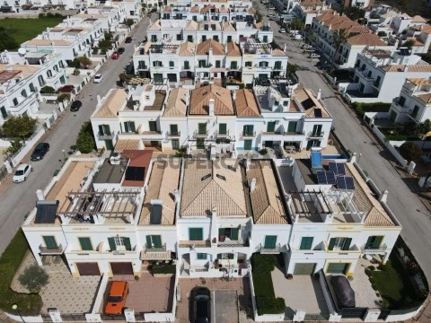 Moradia T2+1 com Quintal em Mato Santo Espírito - Tavira