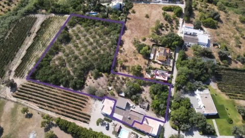 Moradia T2 + 2 para renovar em Arroio - Luz de Tavira