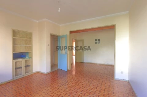 Apartamento T2 em Faro - sala