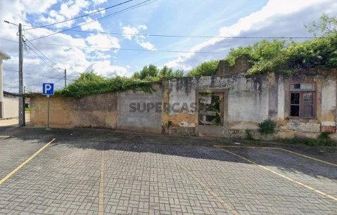 Casa Antiga em Borralha, Águeda