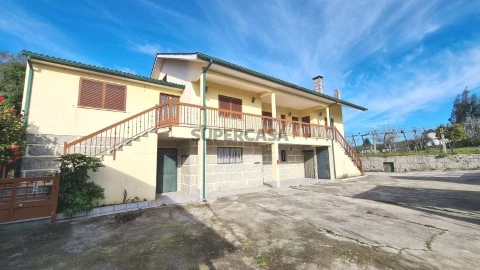 Moradia T6+1 em Prozelo, Arcos de Valdevez