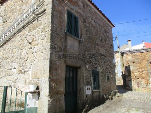 Moradia T2 Duplex em Beco da Parreira, Aranhas, Penamacor