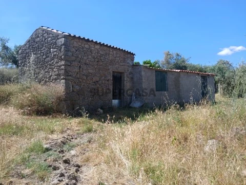 Landhaus auf Travessa do Picoto, Póvoa de Rio de Moinhos e Cafede, Castelo Branco