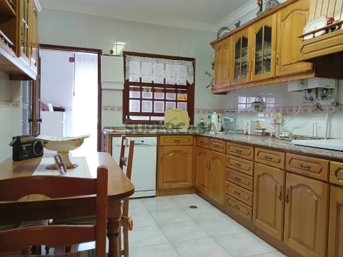 Apartamento T2 na Rua Ruivo Godinho, Castelo Branco, Castelo Branco