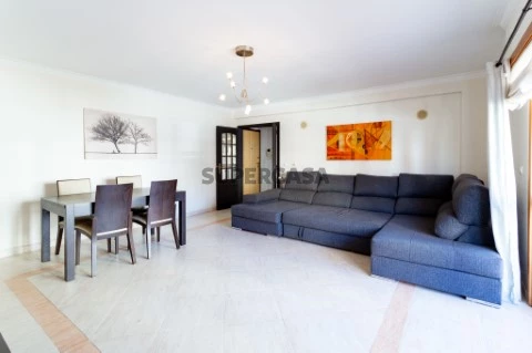 Apartamento T2 Queluz