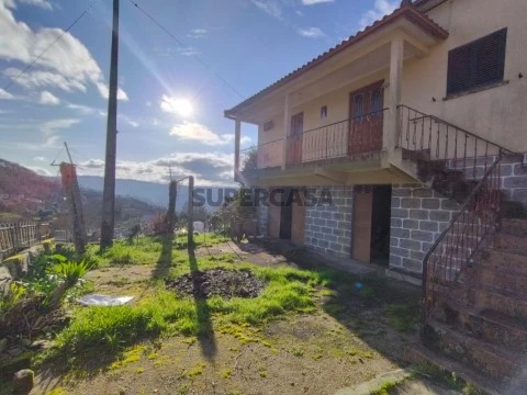 Moradia T3 em Sampriz, Ponte da Barca