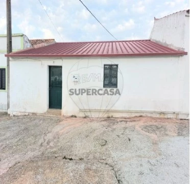 Moradia T2 em Giões, Alcoutim