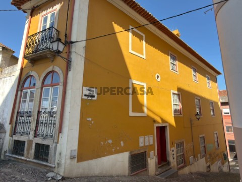 Prédio para arrendamento