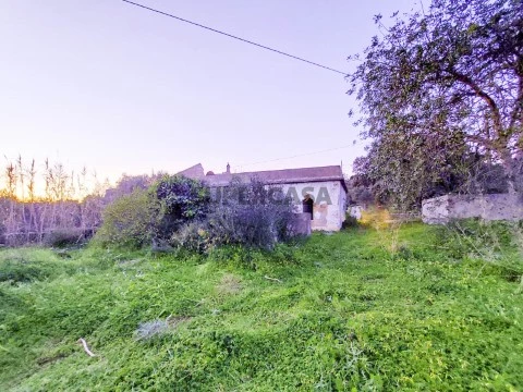 Casa Antiga T3 em Estoi, Faro