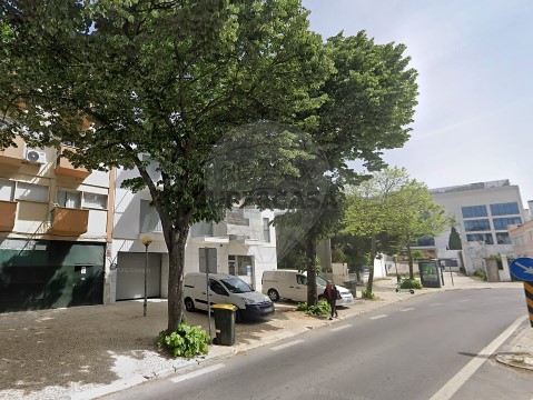 Garagem Lumiar, Lisboa
