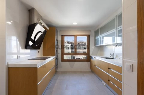 Apartamento T4 em Ajuda, Lisboa